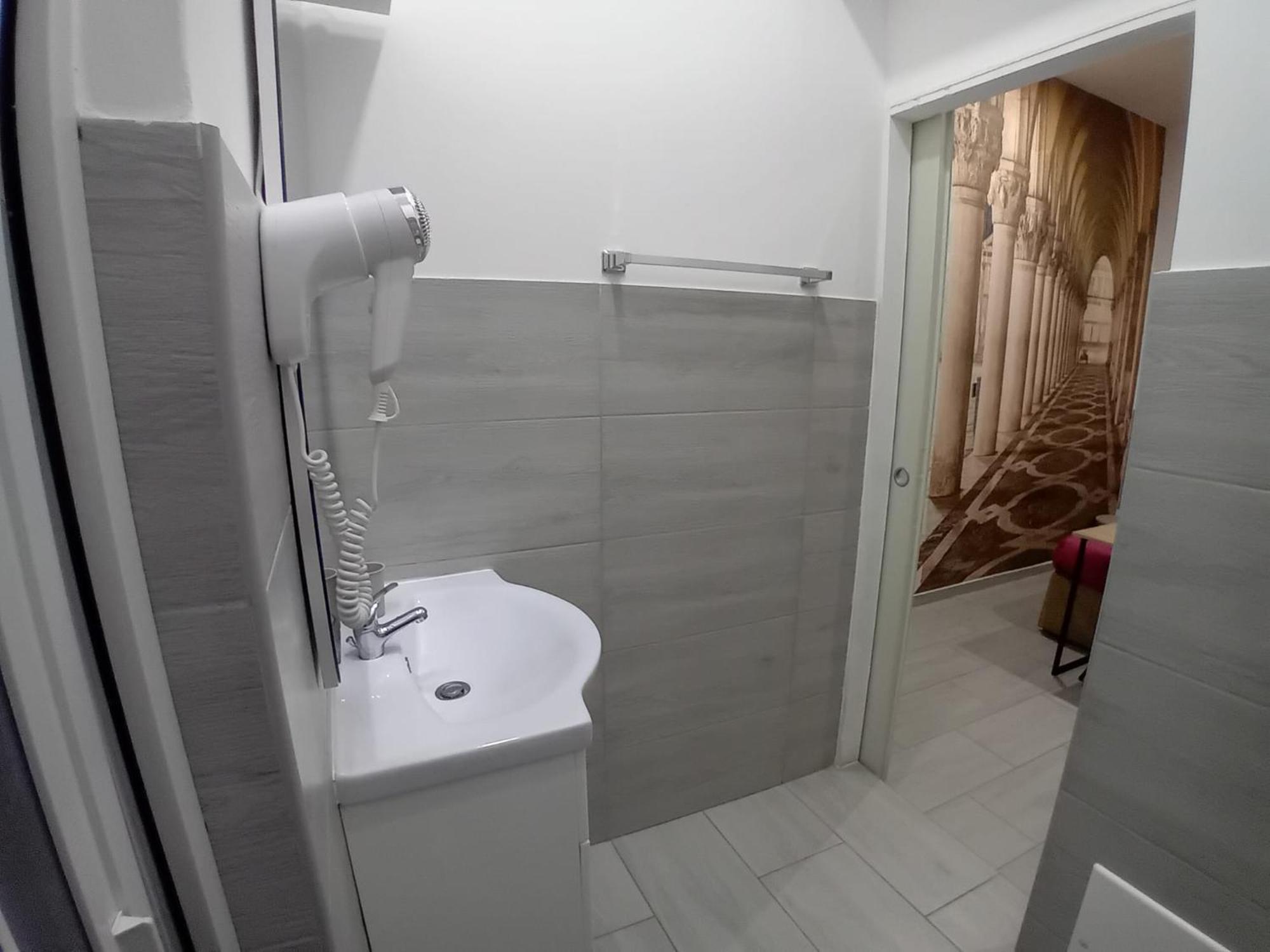 Affitti Brevi Policlinico Apartment ปาแลร์โม ภายนอก รูปภาพ